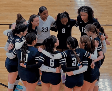 540 volleyball huddle