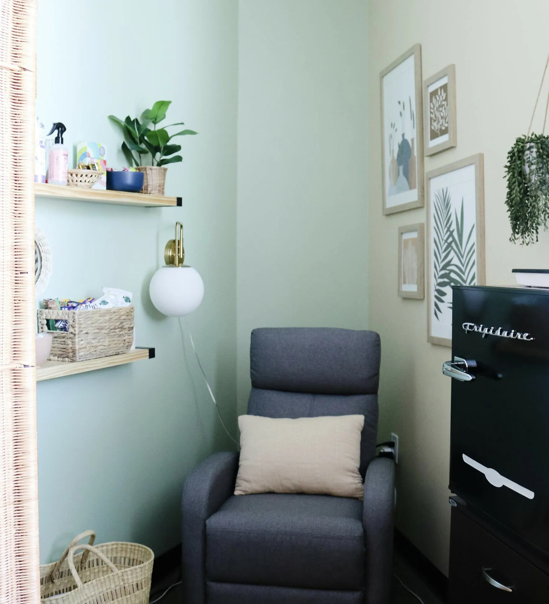 teacher-lounge-makeover